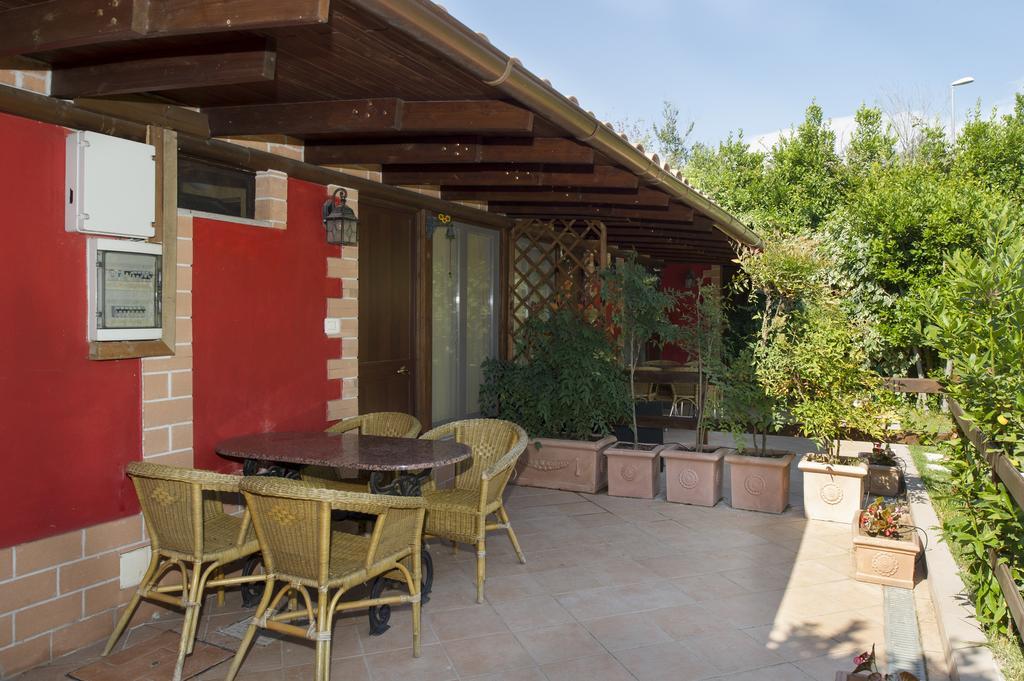 Country Apartments Castel di Decima エクステリア 写真