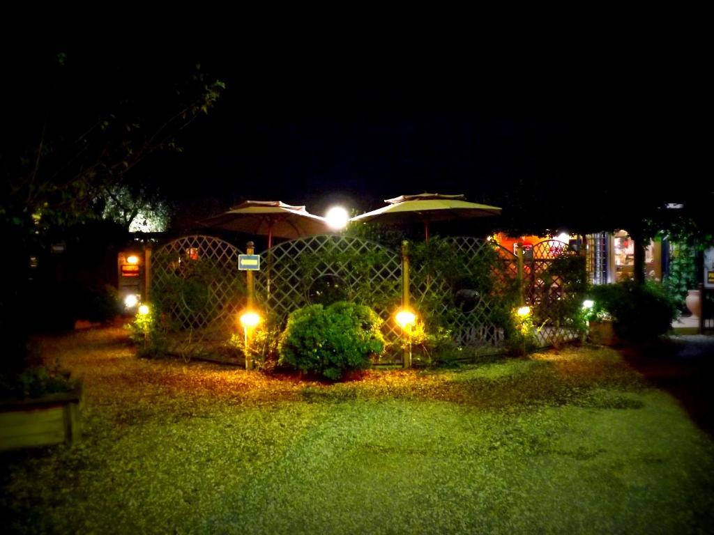 Country Apartments Castel di Decima エクステリア 写真