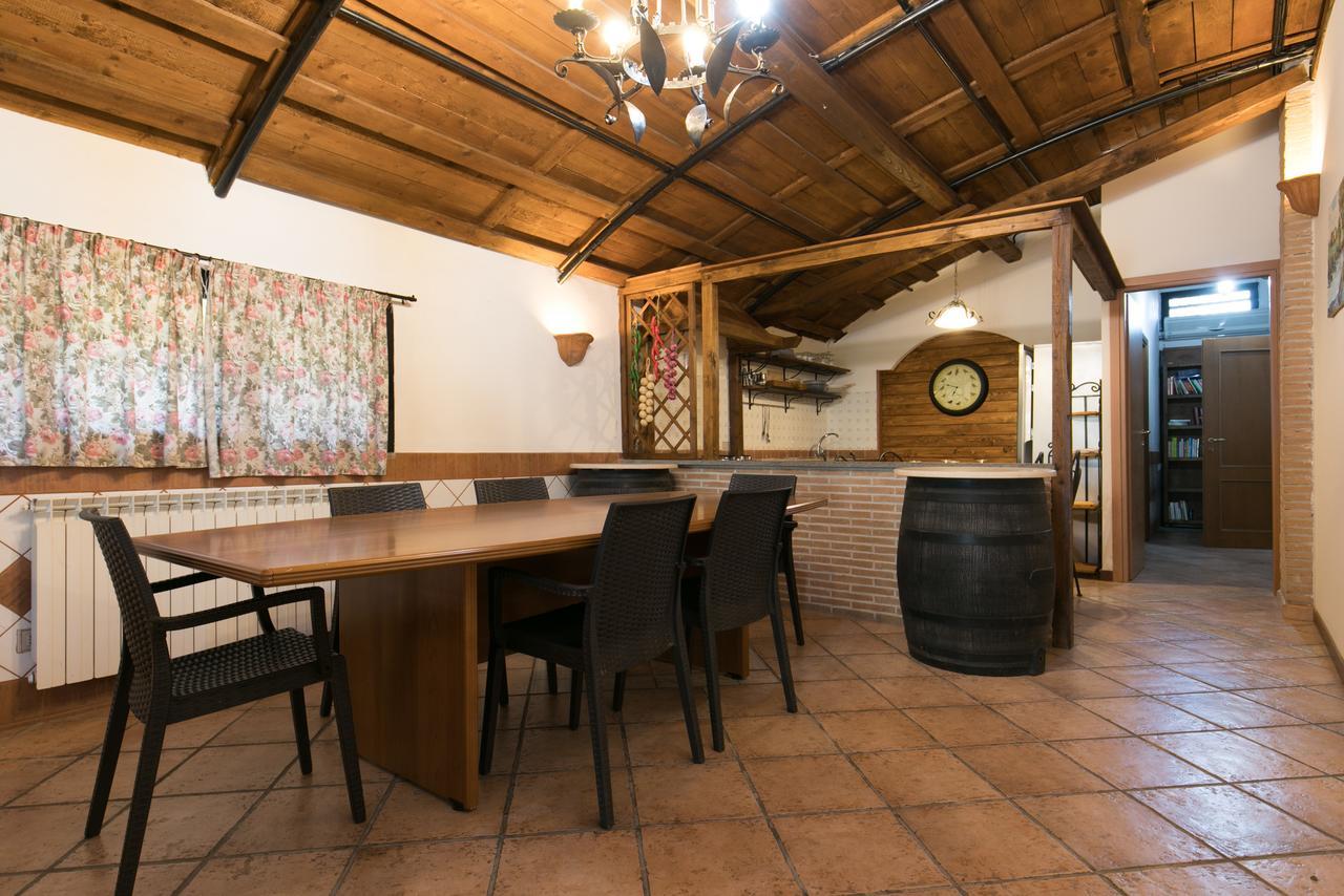 Country Apartments Castel di Decima エクステリア 写真
