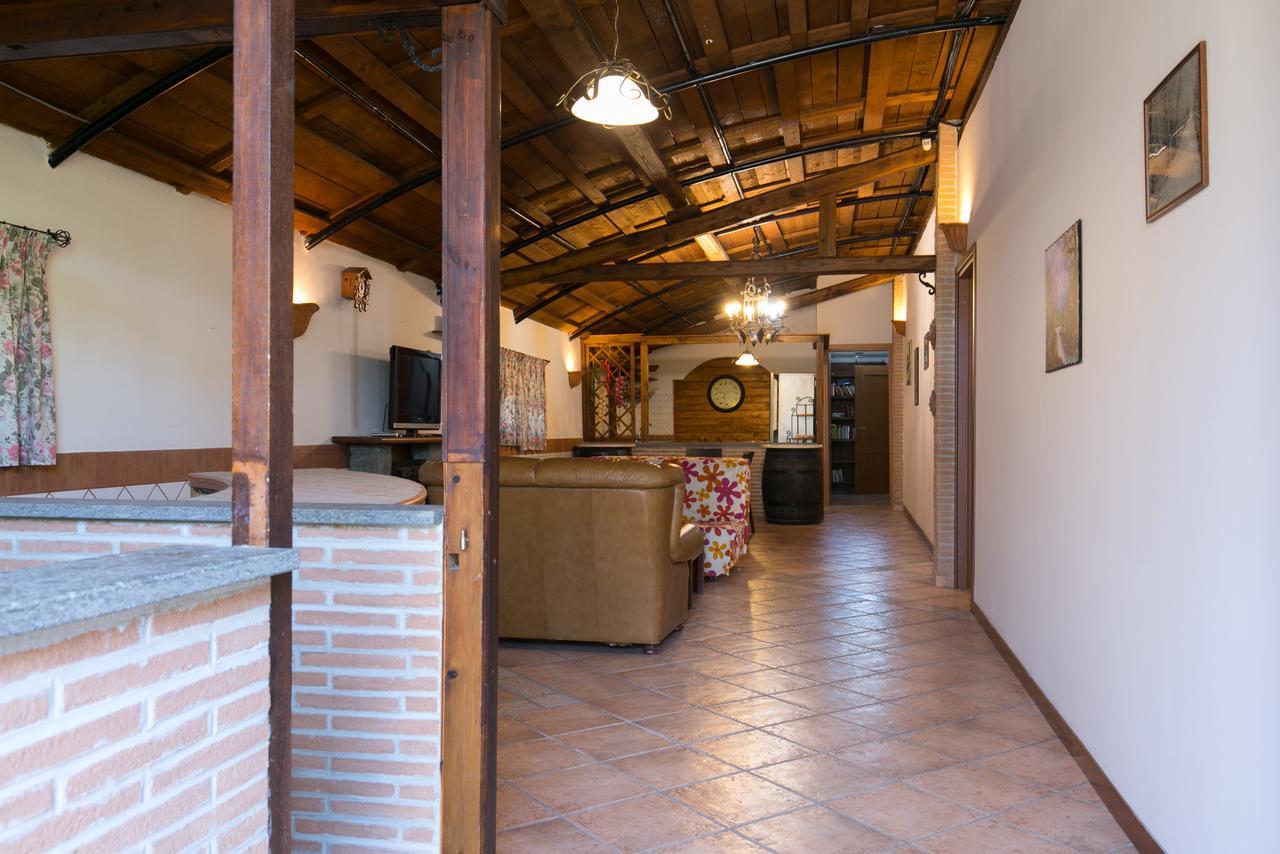 Country Apartments Castel di Decima エクステリア 写真