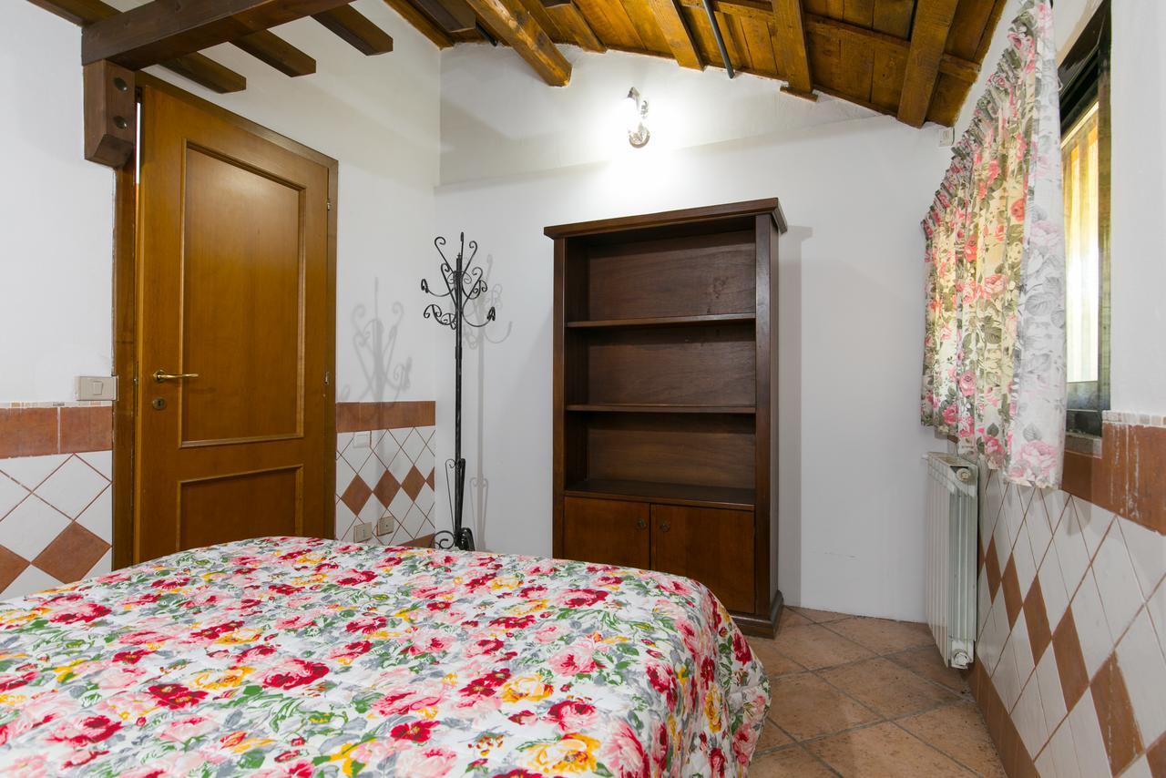 Country Apartments Castel di Decima エクステリア 写真